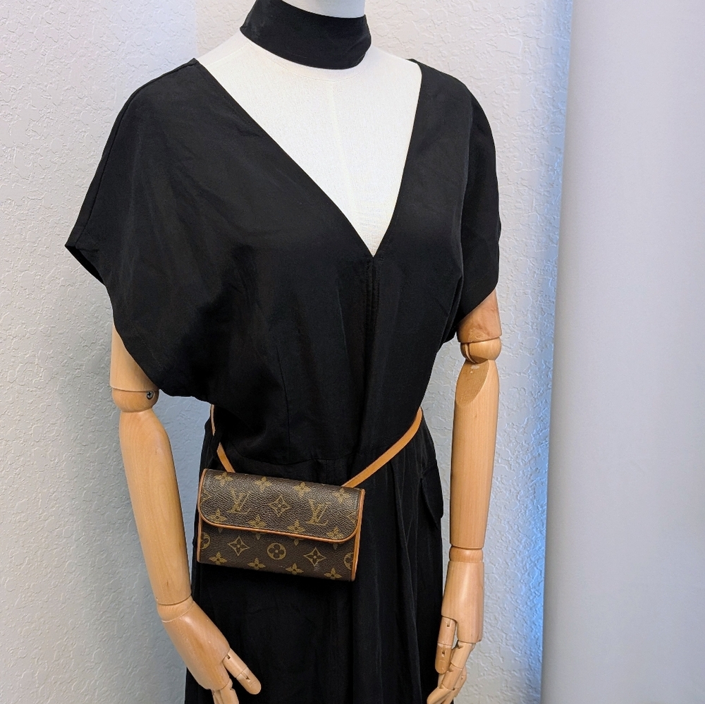 LOUIS VUITTON Pochette Florantine Monogram Bum Bag